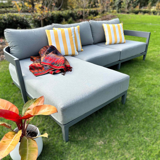 Santa Fe Outdoor Sofa