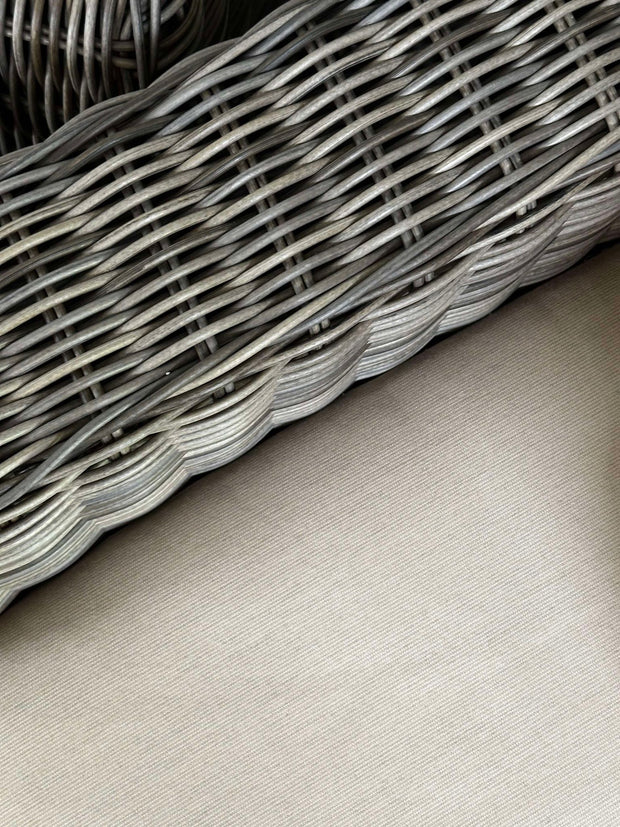Colton Deluxe Wicker Lounge