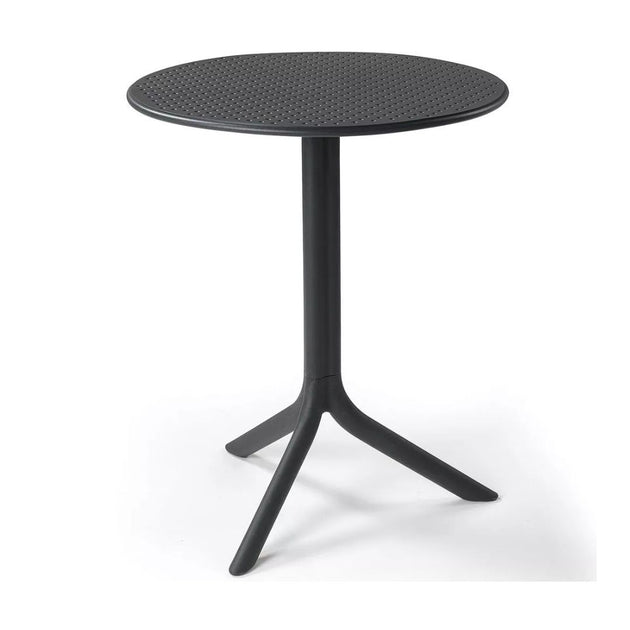 Step Table – The Springs Garden World