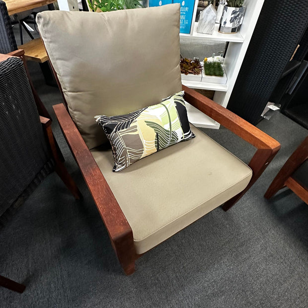 Brook Sofa Setting