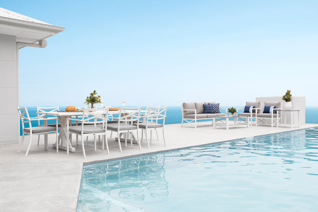 9 piece Bridgehampton Dining Setting